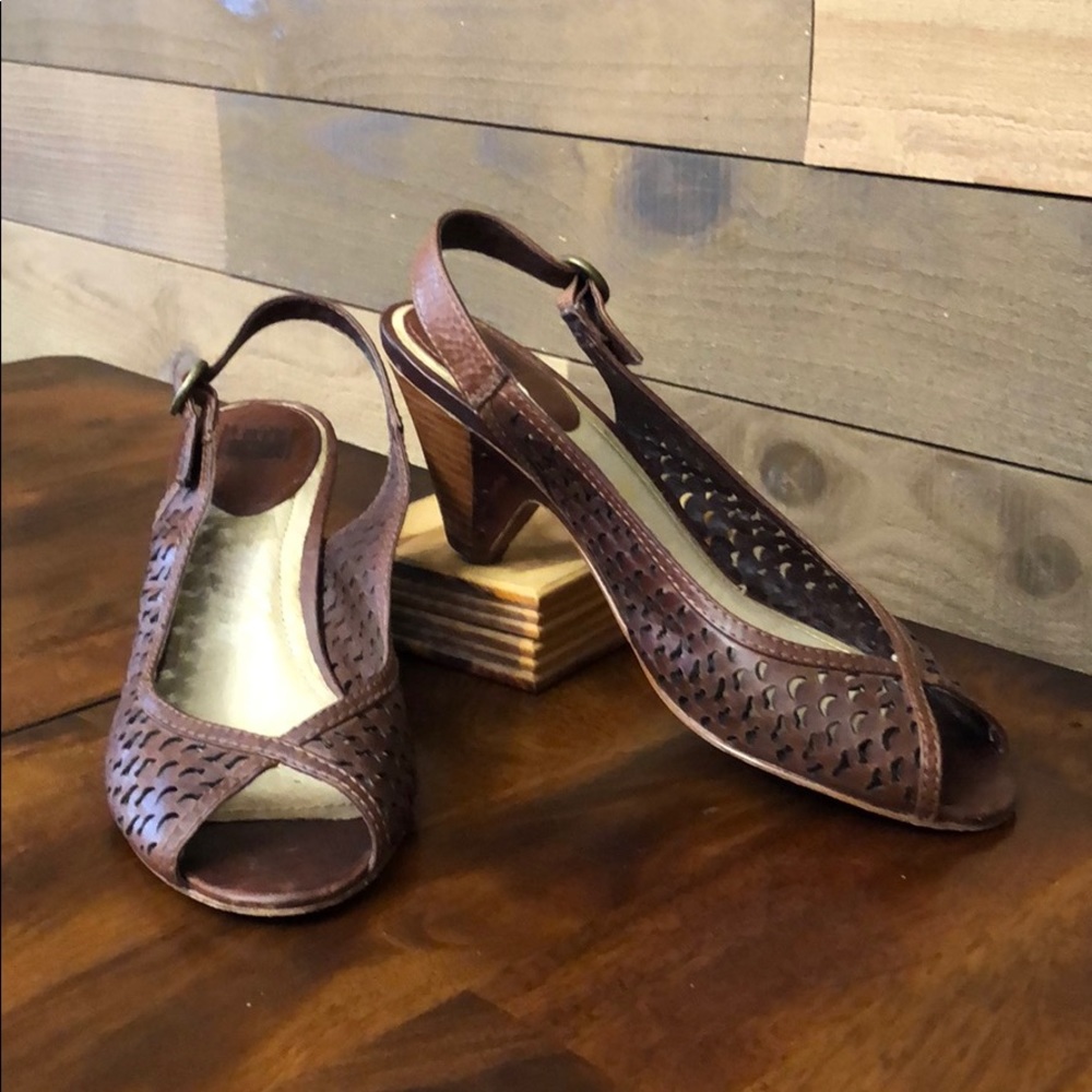 Frye Brown Leather Kitten heel Slingback Peeptoes